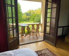 France Burgundy Villiers-Saint-Benoît vacation rental compare prices direct by owner 27581456