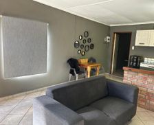 South Africa KwaZulu-Natal Hluhluwe vacation rental compare prices direct by owner 29210486