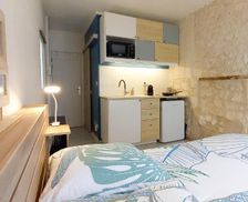 France Centre Port-de-Piles vacation rental compare prices direct by owner 32420953