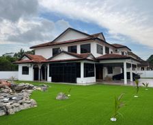 Malaysia Johor Johor Bahru vacation rental compare prices direct by owner 29265891