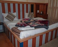 India Uttarakhand Kausani vacation rental compare prices direct by owner 27622086