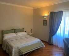 Italy Campania Taurasi vacation rental compare prices direct by owner 13922209