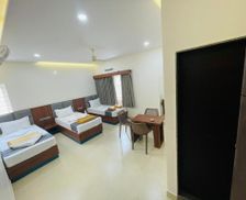 India Karnataka Dhārwād vacation rental compare prices direct by owner 28381377