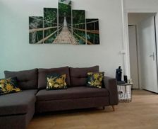 France Burgundy Auxerre vacation rental compare prices direct by owner 28913307