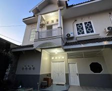 Indonesia Yogyakarta Province Kejayan vacation rental compare prices direct by owner 27552527