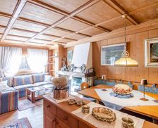Italy Veneto Cortina dʼAmpezzo vacation rental compare prices direct by owner 27918918