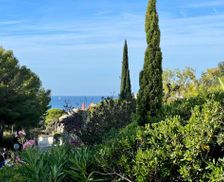 France Provence-Alpes-Côte d'Azur Sausset-les-Pins vacation rental compare prices direct by owner 29032771