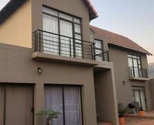 South Africa North West Hartbeespoort vacation rental compare prices direct by owner 28915173