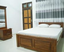 Sri Lanka Hambantota District Tissamaharama vacation rental compare prices direct by owner 28428247