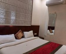 India Uttar Pradesh Varanasi vacation rental compare prices direct by owner 28164702