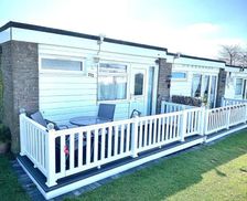 United Kingdom Norfolk Hemsby vacation rental compare prices direct by owner 28991284