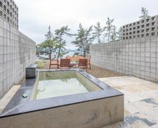 South Korea Jeollanam-Do Yeosu vacation rental compare prices direct by owner 35130321