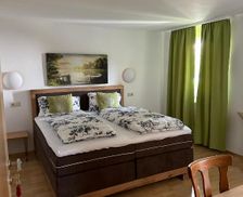 Germany Baden-Württemberg Spaichingen vacation rental compare prices direct by owner 16210055