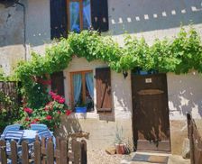 France Nouvelle-Aquitaine Exideuil vacation rental compare prices direct by owner 28996889