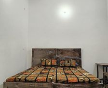 India Uttar Pradesh Gokul vacation rental compare prices direct by owner 28476882