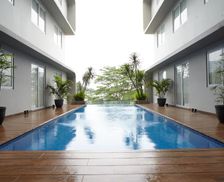 Indonesia Banten Serpong vacation rental compare prices direct by owner 27063009
