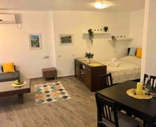 Israel North District Israel Moran vacation rental compare prices direct by owner 28472342