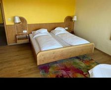 Germany Baden-Württemberg Hügelsheim vacation rental compare prices direct by owner 27458108