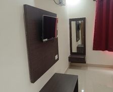 India Bihar Gaya vacation rental compare prices direct by owner 28370406