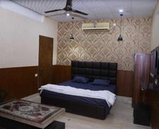 India Haryana Ballabgarh vacation rental compare prices direct by owner 27519686