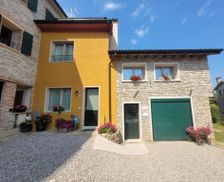 Italy Veneto Combai vacation rental compare prices direct by owner 27749684