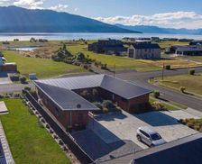 New Zealand Southland Te Anau vacation rental compare prices direct by owner 27918823