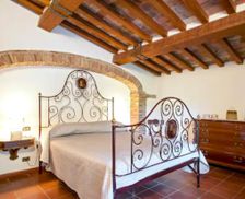 Italy Tuscany Lorenzana vacation rental compare prices direct by owner 29043509