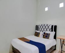 Indonesia Sumatra Dumai vacation rental compare prices direct by owner 27789381