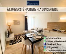 France Nouvelle-Aquitaine Poitiers vacation rental compare prices direct by owner 28654488