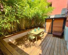 France Languedoc-Roussillon Nîmes vacation rental compare prices direct by owner 28772100