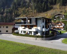 Austria Tyrol Mayrhofen vacation rental compare prices direct by owner 28938500