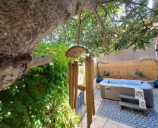France Languedoc-Roussillon Sainte-Valière vacation rental compare prices direct by owner 28041298