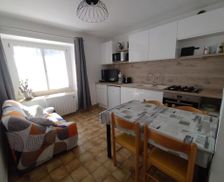 France Auvergne Besse-et-Saint-Anastaise vacation rental compare prices direct by owner 26798475