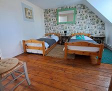 France Brittany Châteaulin vacation rental compare prices direct by owner 35794328