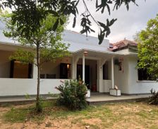 Sri Lanka Hambantota District Tangalle vacation rental compare prices direct by owner 28720913