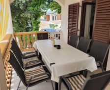 Croatia Pag Island Mandre vacation rental compare prices direct by owner 28345201