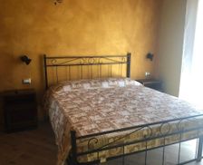 Italy Piedmont Castagnole Monferrato vacation rental compare prices direct by owner 28642224