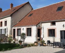 France Centre Saint-Denis-sur-Loire vacation rental compare prices direct by owner 25141202