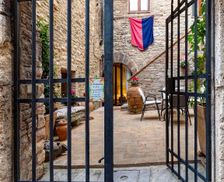 Italy Umbria Assisi vacation rental compare prices direct by owner 29051911
