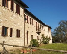 Italy Marche Urbino vacation rental compare prices direct by owner 35581515