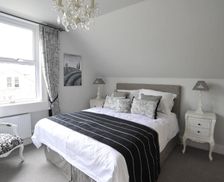 United Kingdom Bath and North Somerset Bath vacation rental compare prices direct by owner 19021499