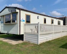 United Kingdom Essex Clacton-on-Sea vacation rental compare prices direct by owner 27992114