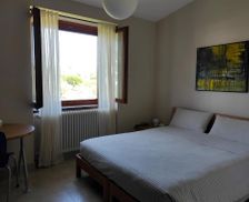 Italy Campania Calitri vacation rental compare prices direct by owner 14240393