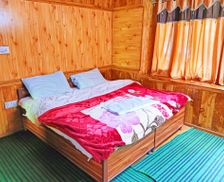 India Himachal Pradesh Jibhi vacation rental compare prices direct by owner 28655006