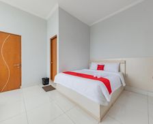 Indonesia West Java Bandung vacation rental compare prices direct by owner 35815841