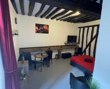 France Burgundy Joigny vacation rental compare prices direct by owner 27903700