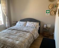 Italy Lombardy Varese vacation rental compare prices direct by owner 28610371