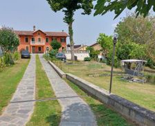 Italy Piedmont Mombercelli vacation rental compare prices direct by owner 27817378