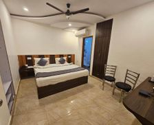 India Uttar Pradesh Lucknow vacation rental compare prices direct by owner 35081736