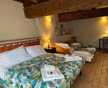 Italy Lombardy Volta Mantovana vacation rental compare prices direct by owner 16388623